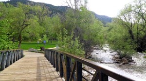 Now THIS is a bike/walkingtrail: Boulder's 'Boulder Creek Trail', voted 