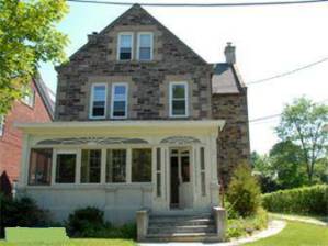 Murray Place apartment viewed from front. (Click to expand.)