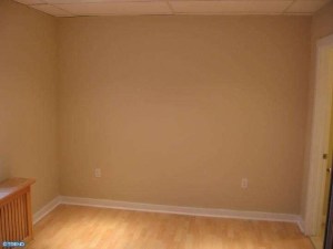 Bedroom in 80 Nassau Street #2a. (click to expand.)