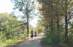Naturally successful: D&R Canal Trail draws users into nature with appropriate trails and signage. (Click to expand.)