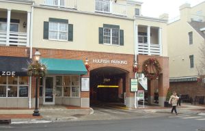 Princeton Palmer Square Hulfish parking lot, doing modest business on a Saturday on the lead-up to Christmas. (click to expand.)