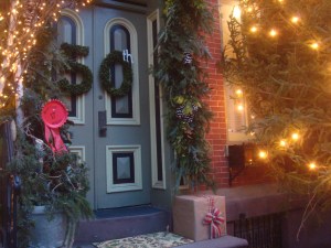 Decorated homes for Milll Hill House Tour (click to expand)